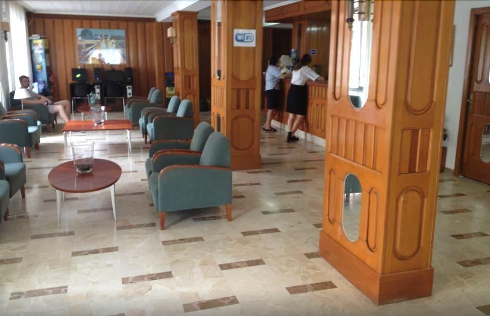 Hotel Selva Arenal Ελ Αρενάλ Εξωτερικό φωτογραφία